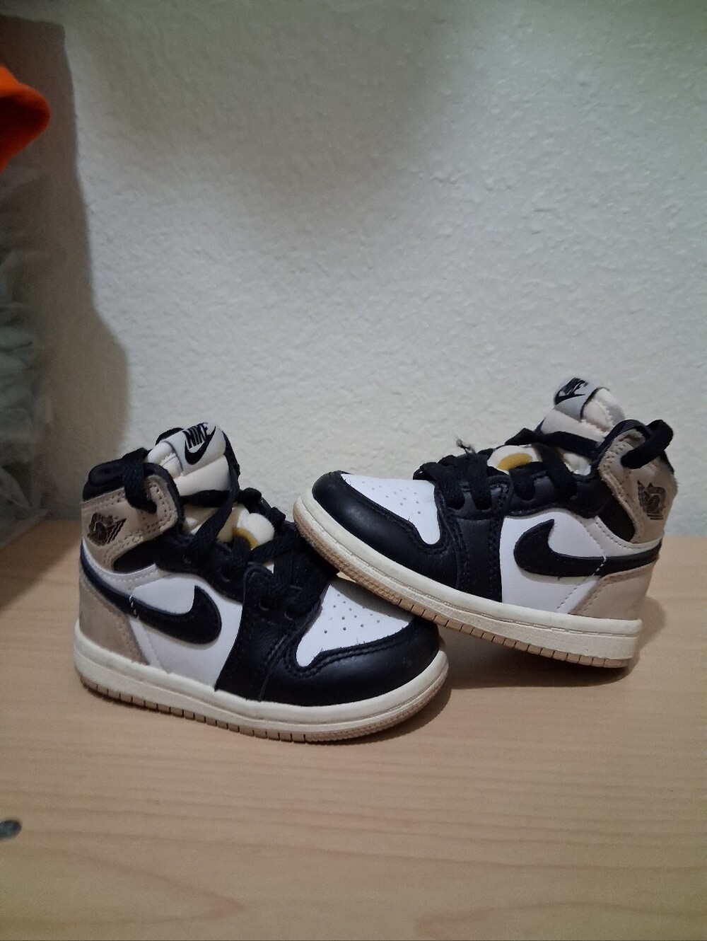 Nike Jordans-High Top-Toddler 5C